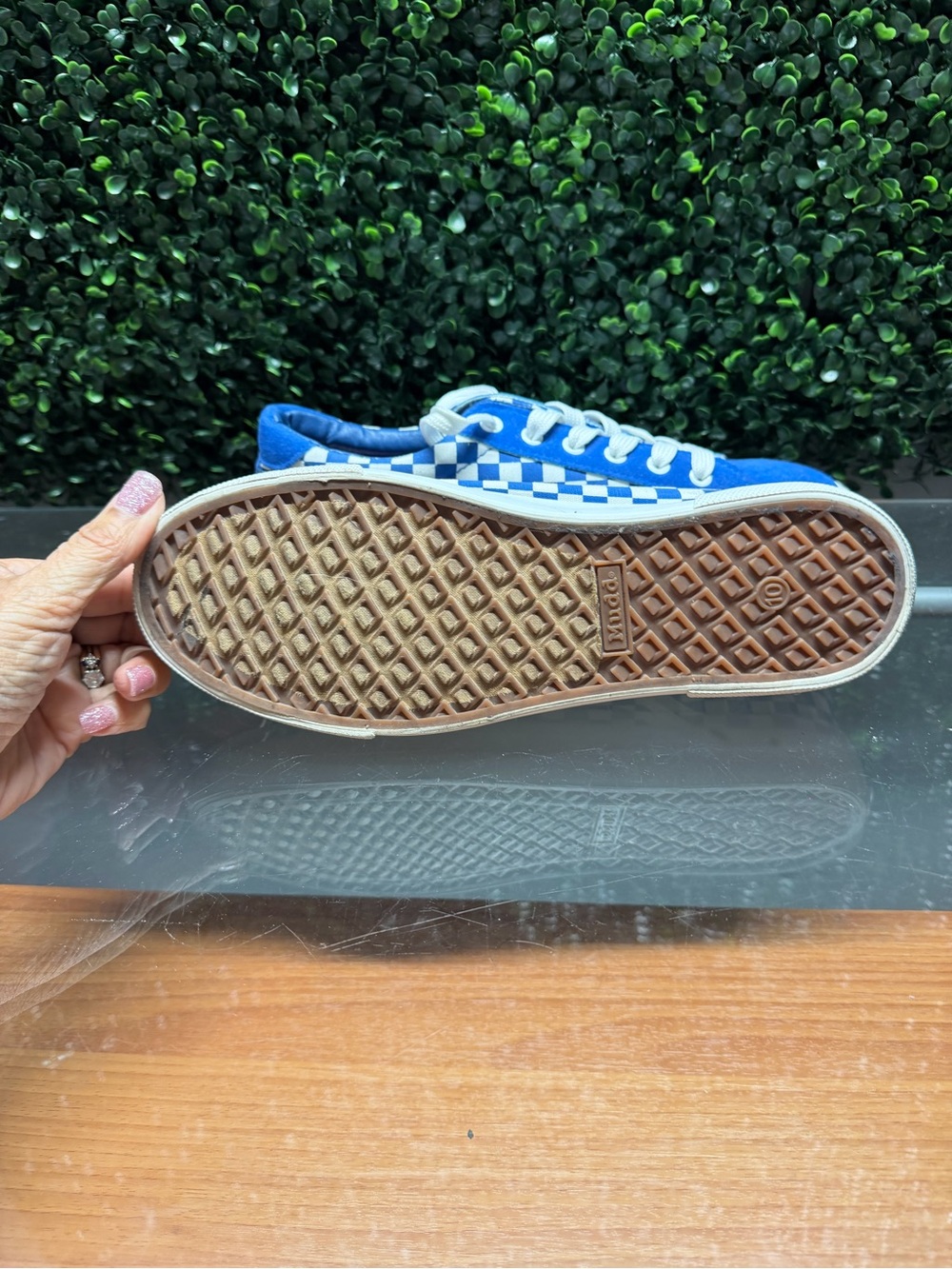 Mudd Blue White Checkerboard Low-Top Sneakers - Picture 8 of 10
